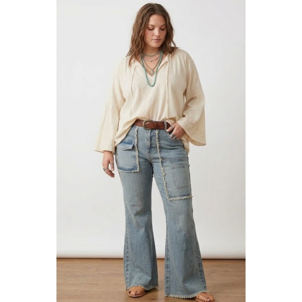 New Cider Light Distressed Frayed‎ Hem High Rise Flare Jeans Small Boho Y2K